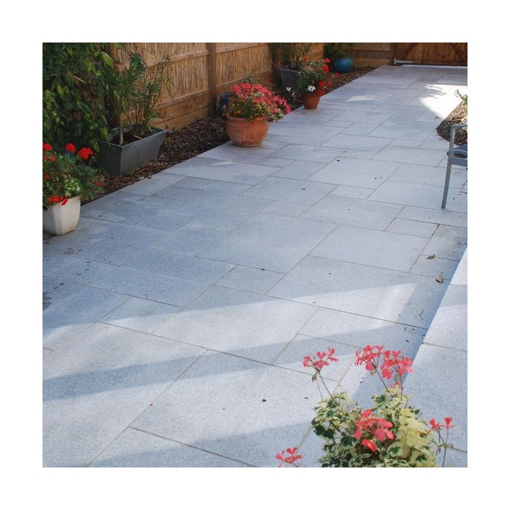 Global Stone Polar Granite Natural Stone Paving Ice 18.30m2 Project Pack