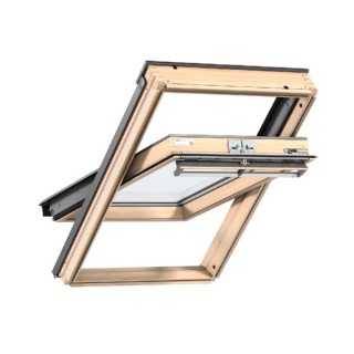 VELUX Centre Pivot Roof Window Lacquered Pine 660mm x 978mm GGL FK04 3070