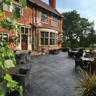 Talasey Classicstone Calibrated Limestone Carbon Black 18.90m2 Project Pack