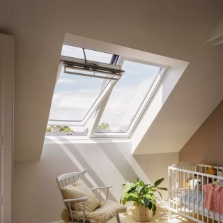 VELUX Solar Centre Pivot Roof Window White Painted 660mm x 1180mm GGL FK06 207030