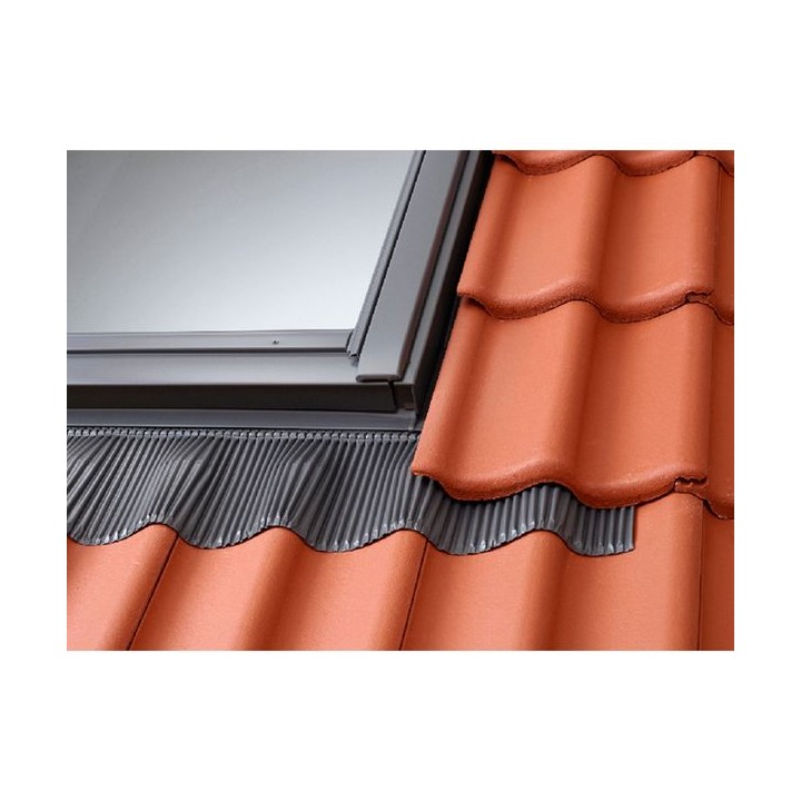 VELUX Standard Tile Flashing Including BDX Insulation Collar to Suit CK06 Roof Window 550 x 1180mm