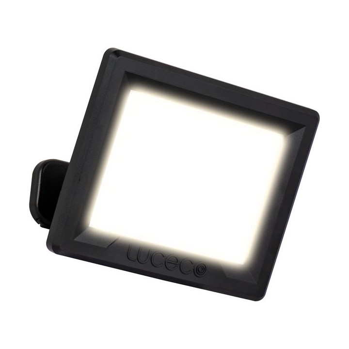 Luceco EFLD30B40 30W LED Floodlight Black 2400LM IP65
