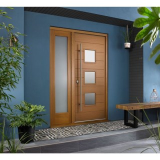 Malmo External Oak Veneer Door 1981 x 838 x 44mm and Frame with Side Light 610mm Reversible