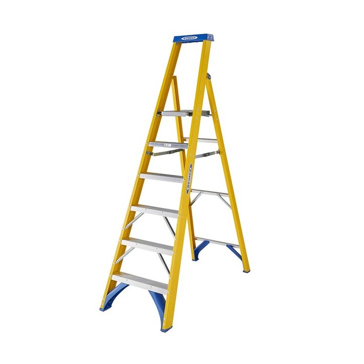 Werner 7170618 Fibreglass Platform Stepladder Trade 6 Tread